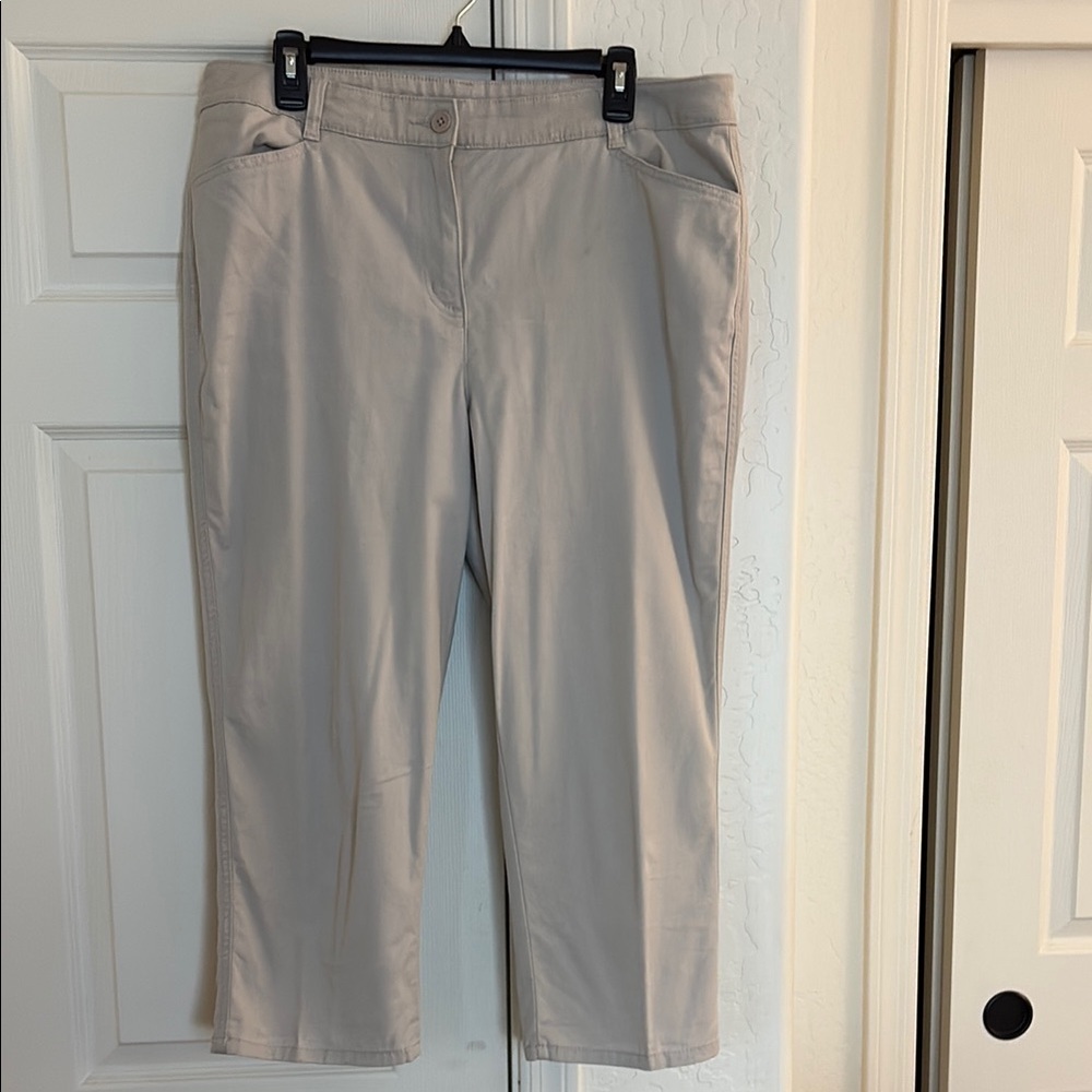 Chico’s.Cream Casual Pants. 16